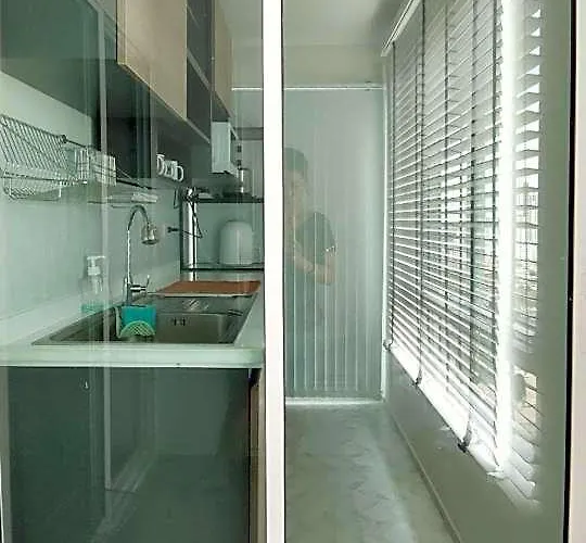 Cozy 1-bedroom Close To Mrt Near Jatuchak Hotell 4*