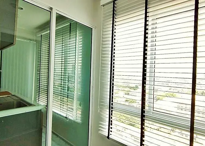 Hotell Cozy 1-bedroom Close To Mrt Near Jatuchak Bangkok