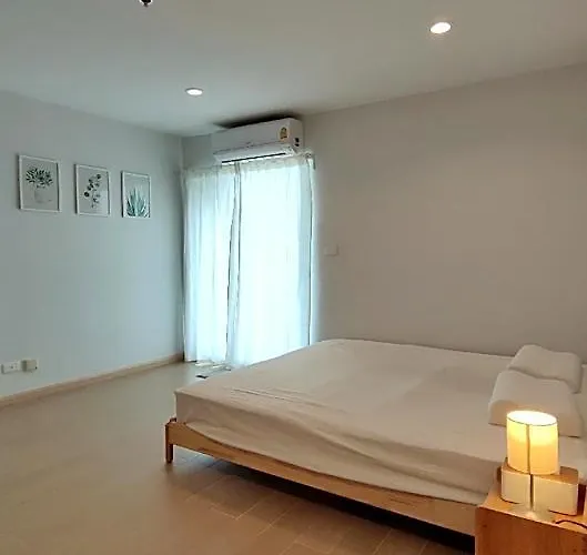 Cozy 1-bedroom Close To Mrt Near Jatuchak