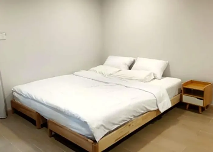 Cozy 1-bedroom Close To Mrt Near Jatuchak