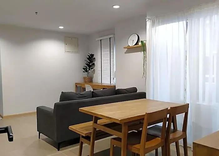 Cozy 1-bedroom Close To Mrt Near Jatuchak Hotell